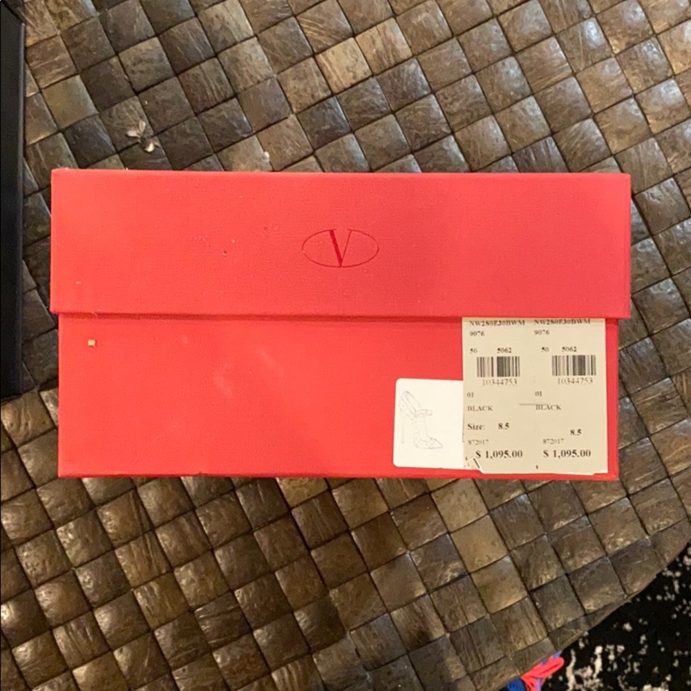 Valentino box